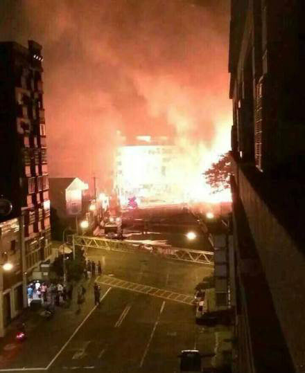 �_������ȼ��ܾ���ը